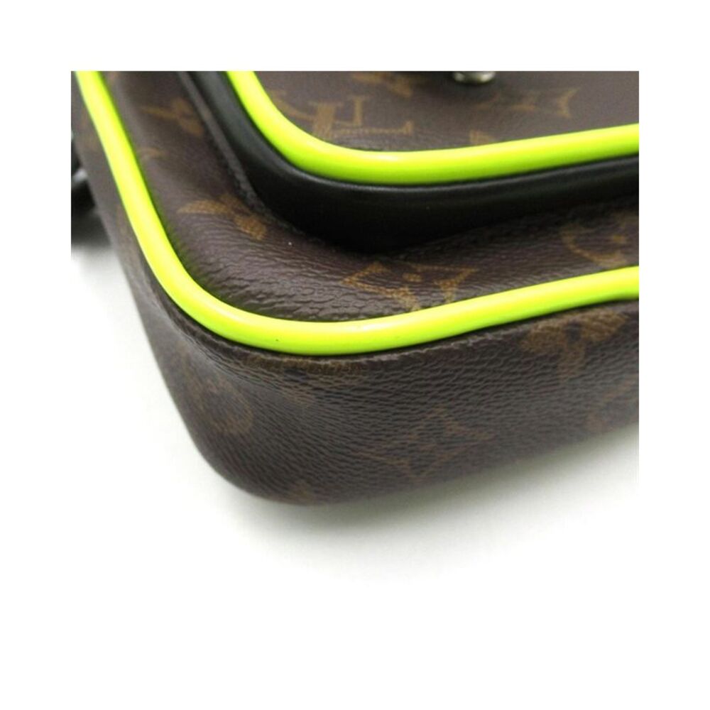 Pre Loved Louis Vuitton Monogram Wearable Wallet Bag in Brown - Picture 11 of 11